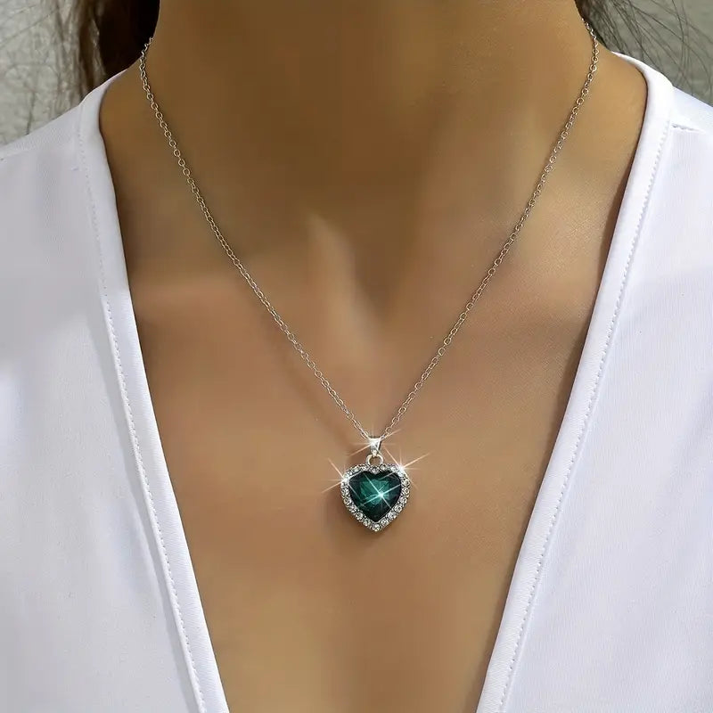 Titanic Heart Of The Ocean Necklaces For Women