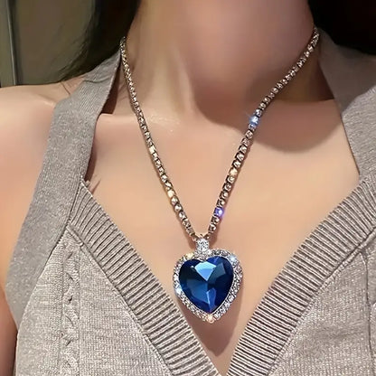 Elegant Vintage Heart Pendant Necklace, Zinc Alloy with Rhinestone Mosaic, Ocean Blue